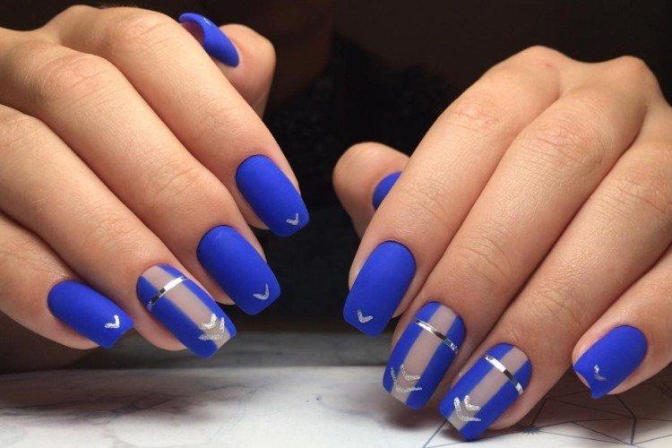 Синий маникюр - фото и идеи