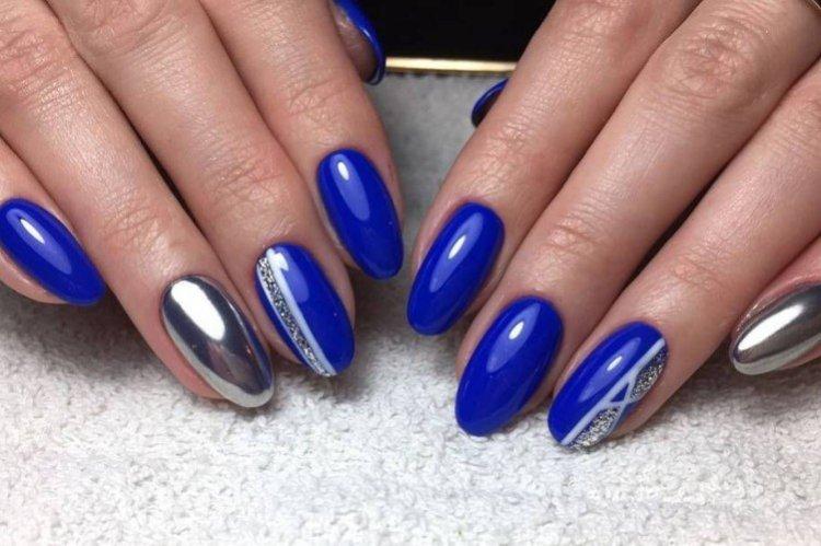 Синий маникюр - фото и идеи