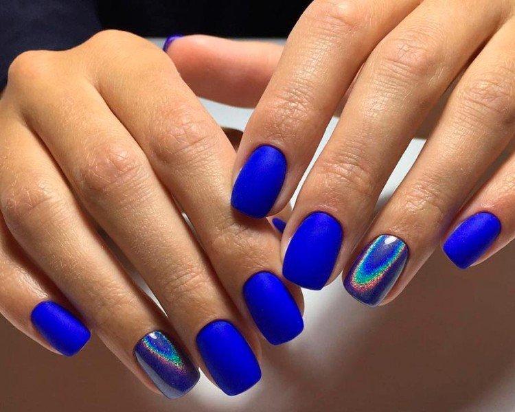 Синий маникюр - фото и идеи
