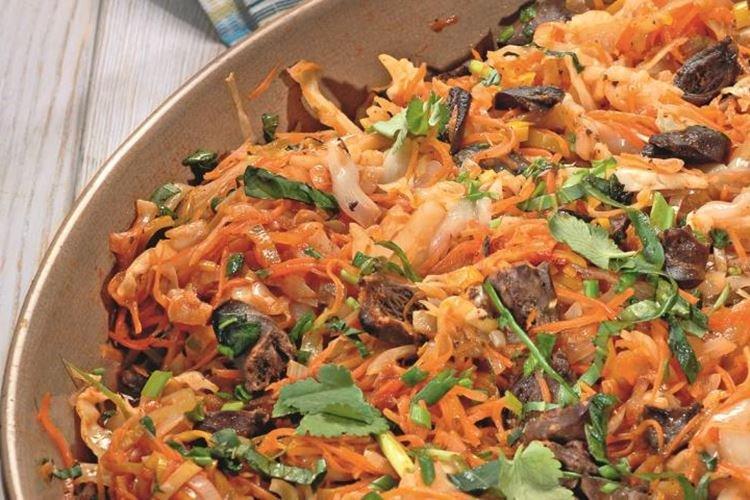 Солянка с куриными сердечками и пивом