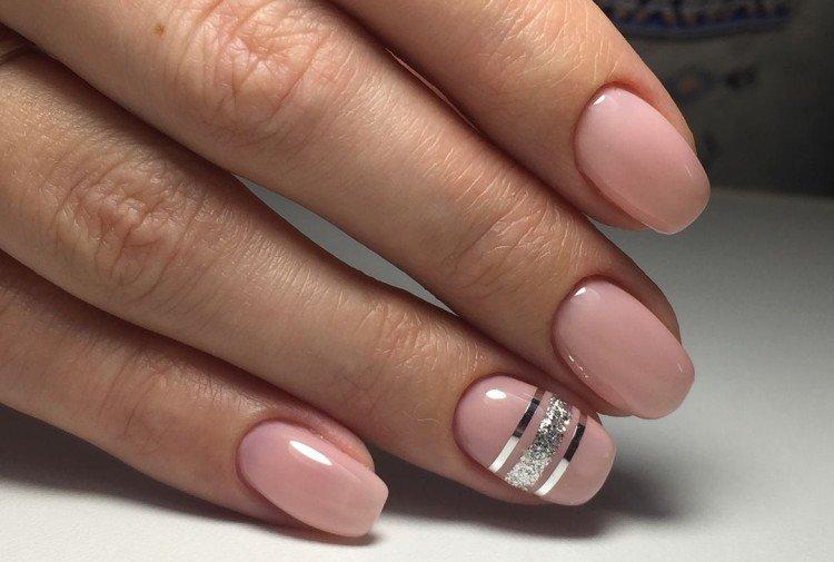 Маникюр на квадратные ногти 2021 - фото и идеи