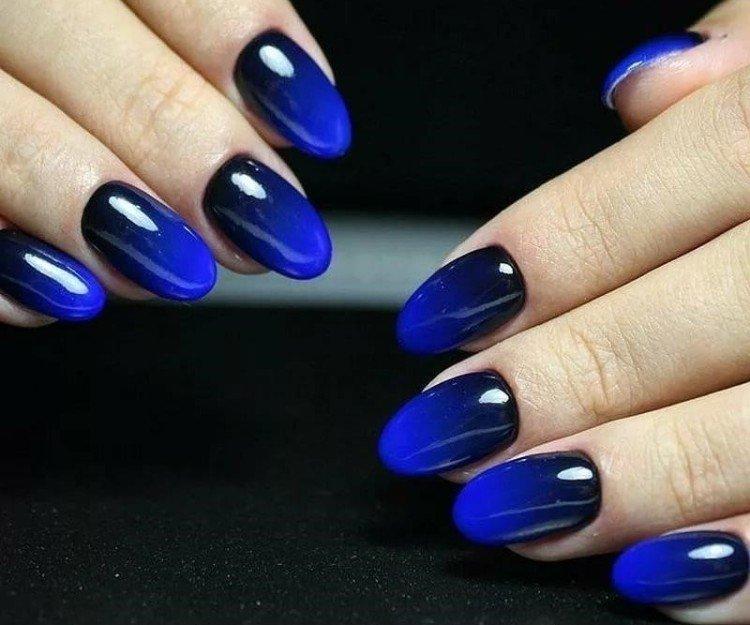 Темный маникюр - фото и идеи