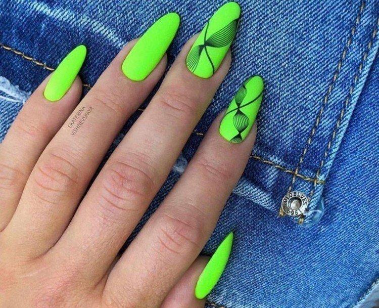 Неоновый зеленый маникюр
