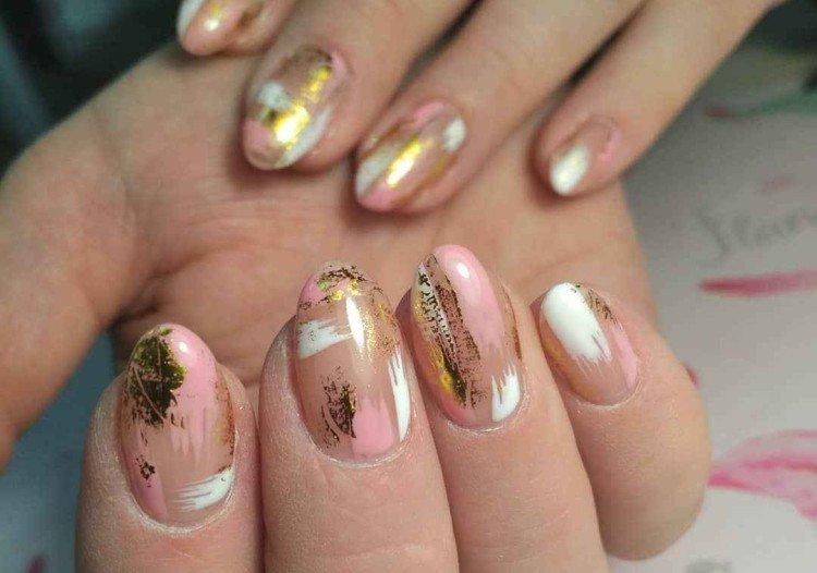 Маникюр с фольгой - фото и идеи