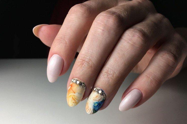 Светлый маникюр - фото и идеи