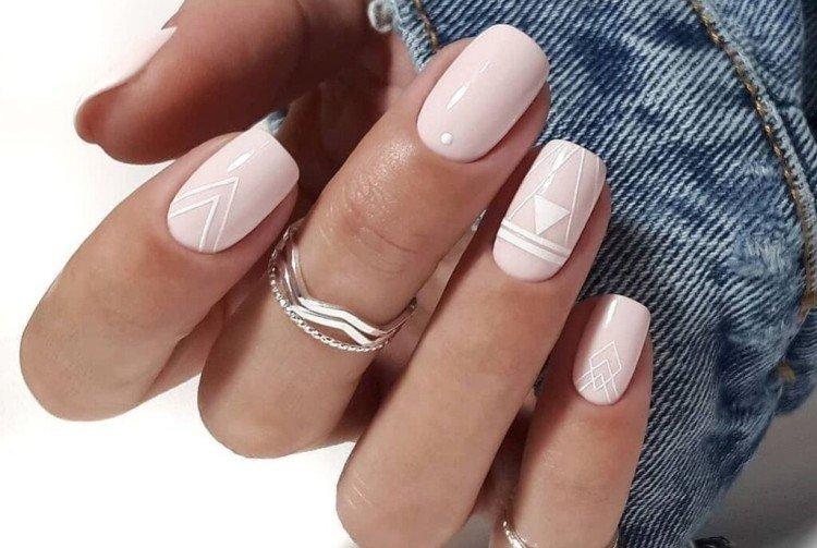 Светлый маникюр - фото и идеи