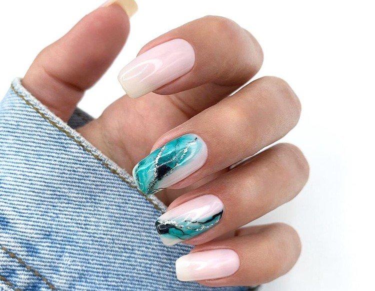 Светлый маникюр - фото и идеи