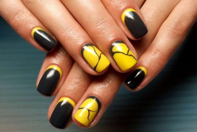 Контрастный маникюр гель-лаком