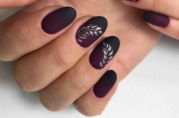 Матовый маникюр гель-лаком