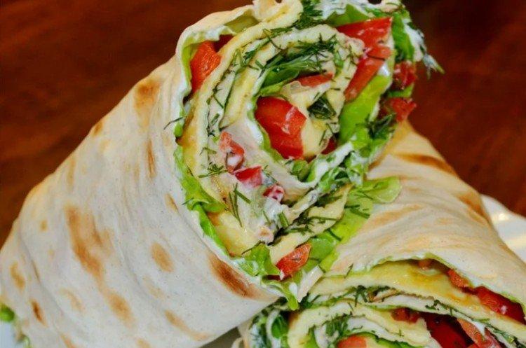 Лаваш с овощами