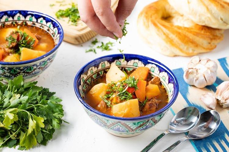 Шурпа из свинины с тыквой и имбирем