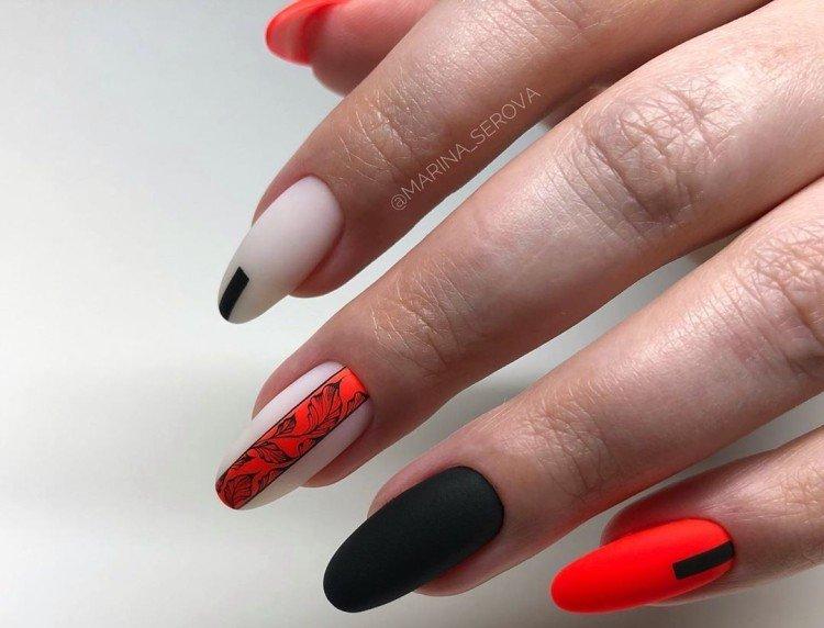 Матовый маникюр на длинные ногти