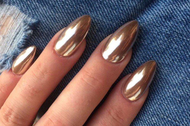 Маникюр металлик