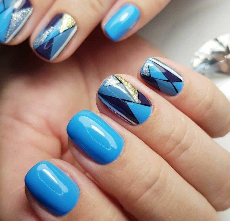 Сине-голубой маникюр