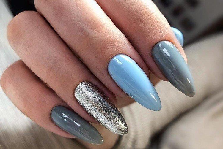 Серо-голубой маникюр