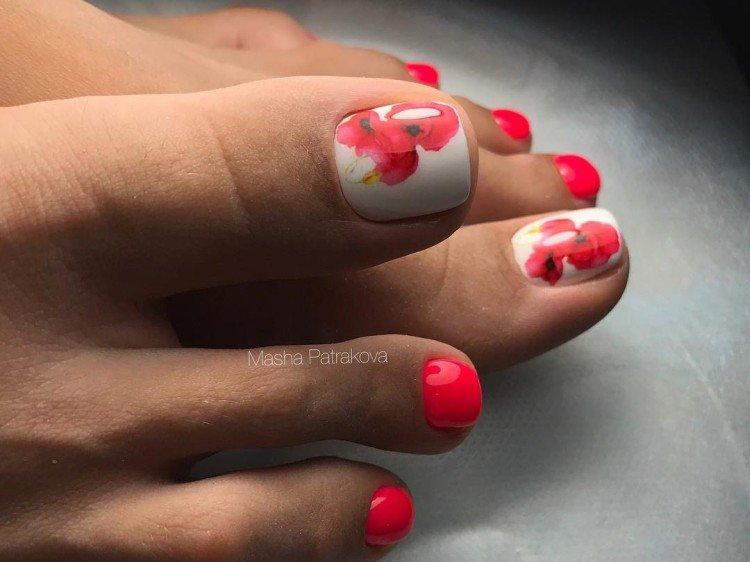 Педикюр 2021 - фото и идеи