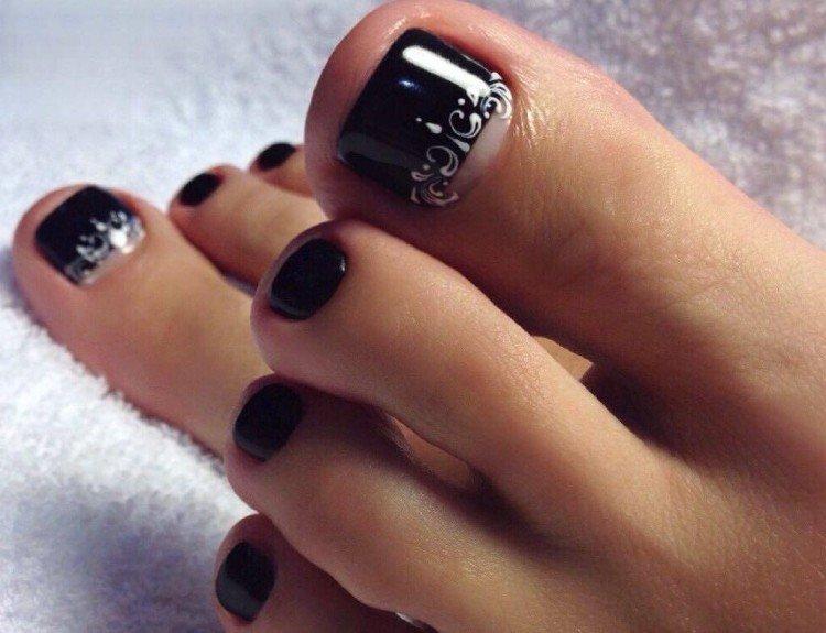 Педикюр 2021 - фото и идеи