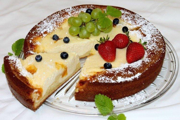 Песочный пирог с творогом и сгущенкой