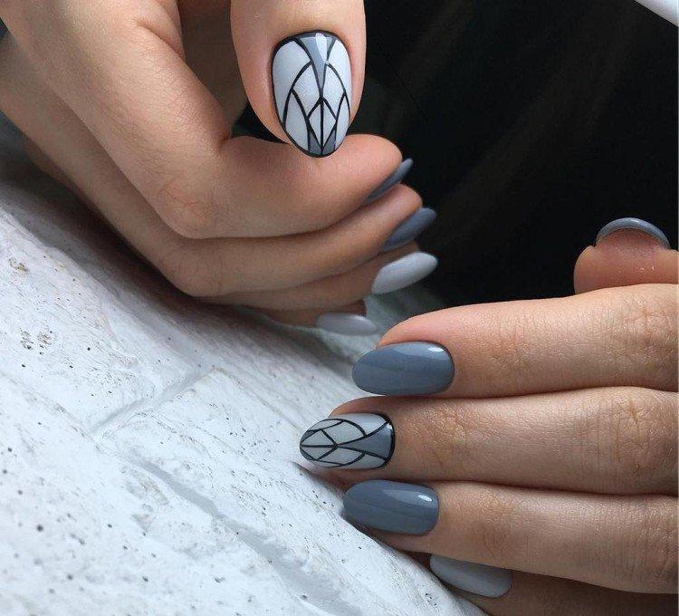 Геометрический серый маникюр