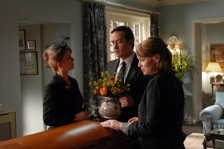 Смерть на похоронах (2007)