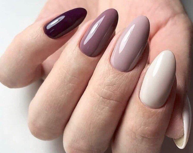 Разные оттенки одного цвета