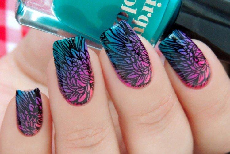 Яркий стемпинг