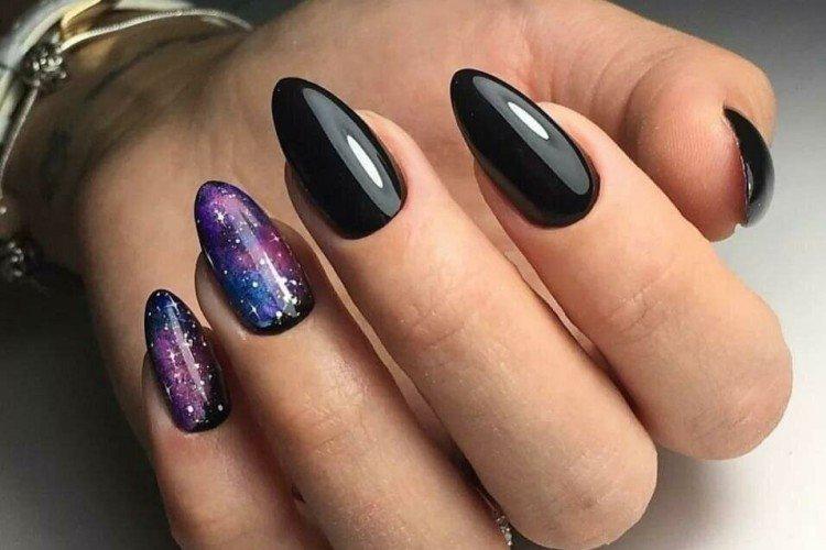 Космический маникюр