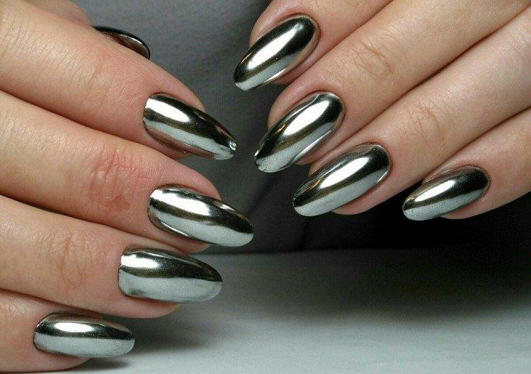 Зеркальный маникюр