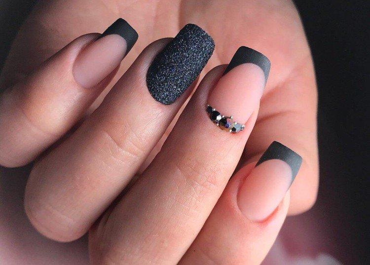 Французский маникюр 2021