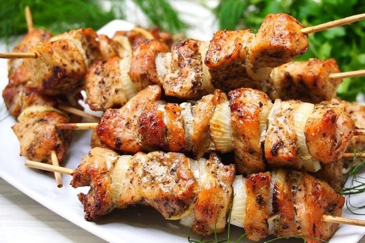 Шашлык из свинины со сметаной