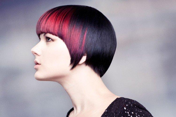 Паж с ярким окрашиванием волос