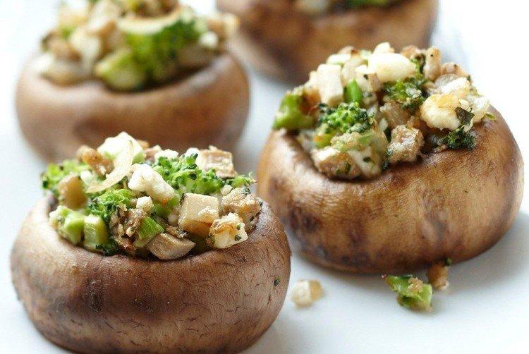 Постные фаршированные грибы