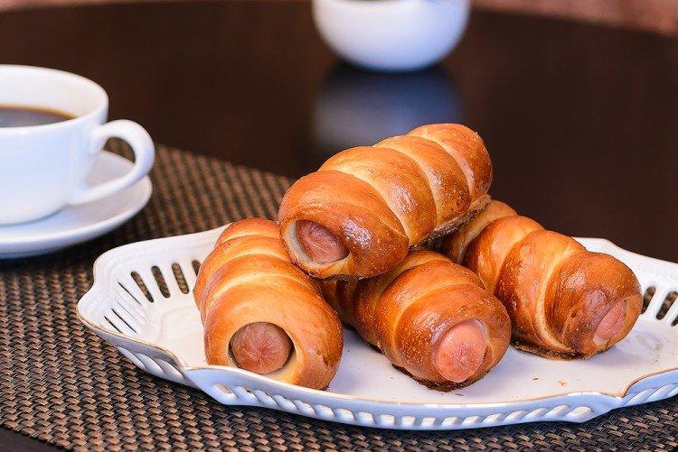 Сосиски в гречневом тесте