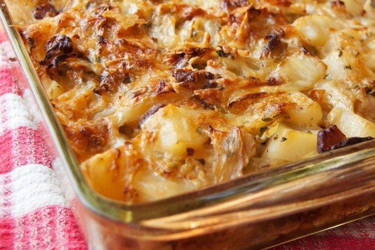 Свинина с картошкой под сыром