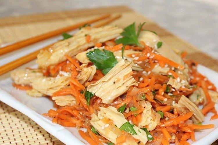 Корейская спаржа с заправкой