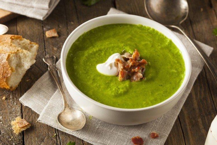 Сырный суп со шпинатом