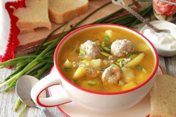 Суп с фрикадельками и булгуром