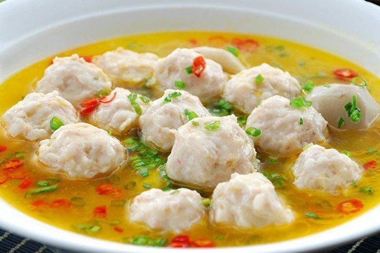 Суп с рыбными фрикадельками