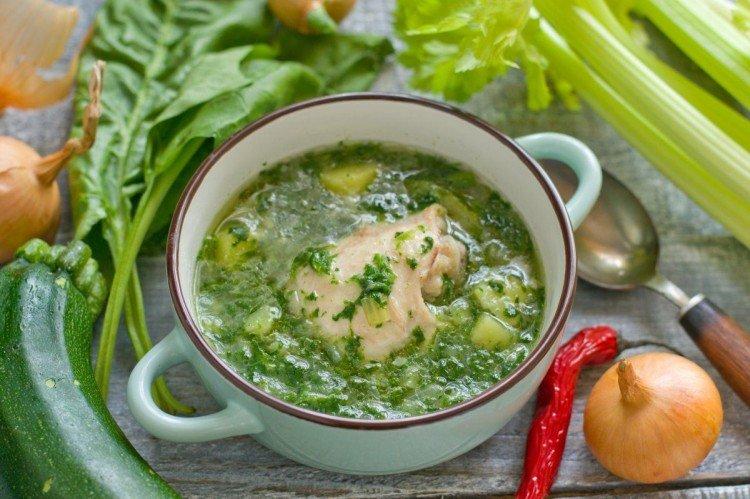 Куриный суп со шпинатом