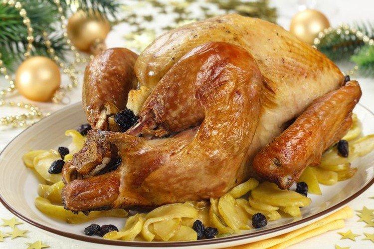 Индейка с печенью и айвой