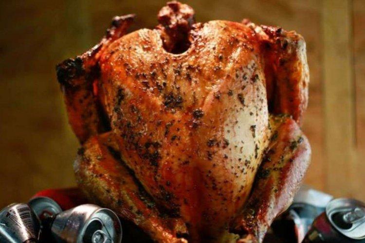 Индейка, запеченная на банке