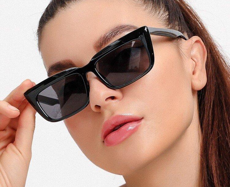Модные женские солнцезащитные очки 2021 - фото