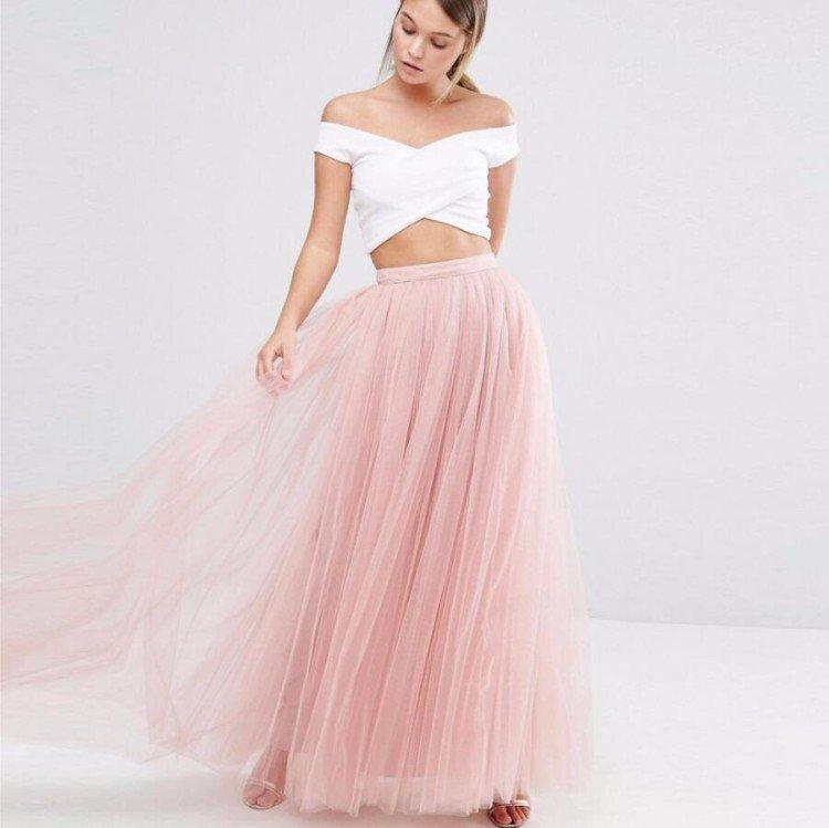 Платье на выпускной 2021 - фото и идеи