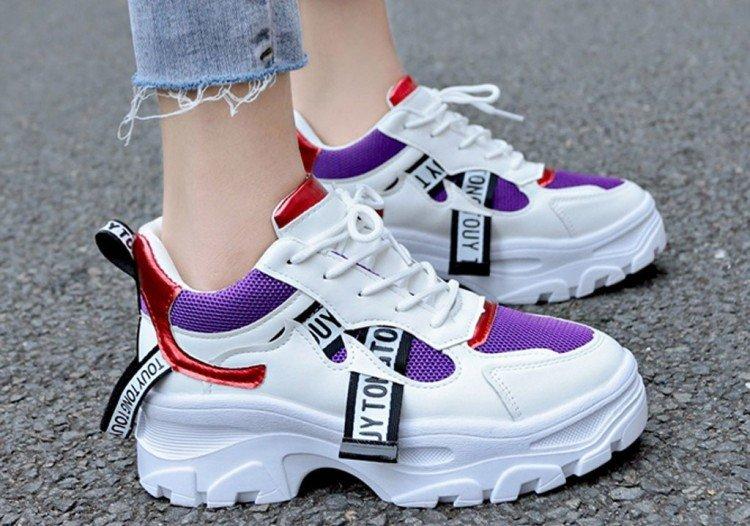 Кроссовки на платформе