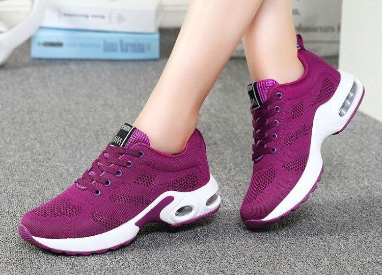 Женские кроссовки, весна-лето 2021 - фото и идеи