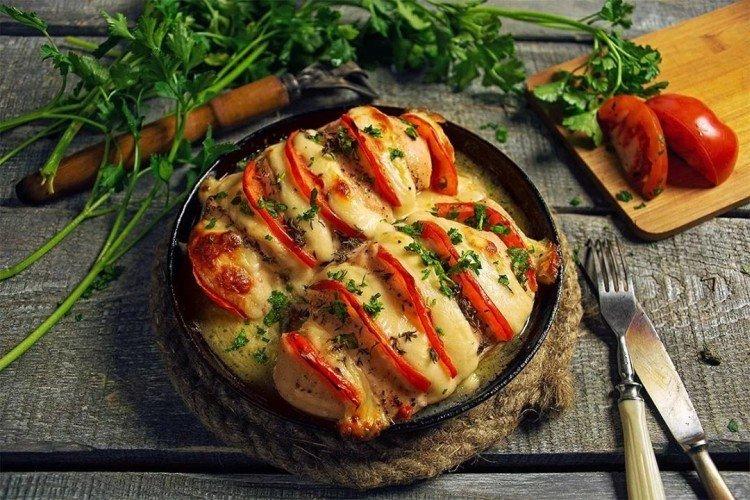 Индейка с овощами и сыром