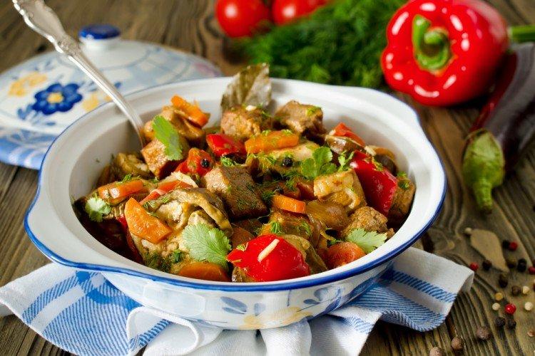 Индейка с картошкой и овощами