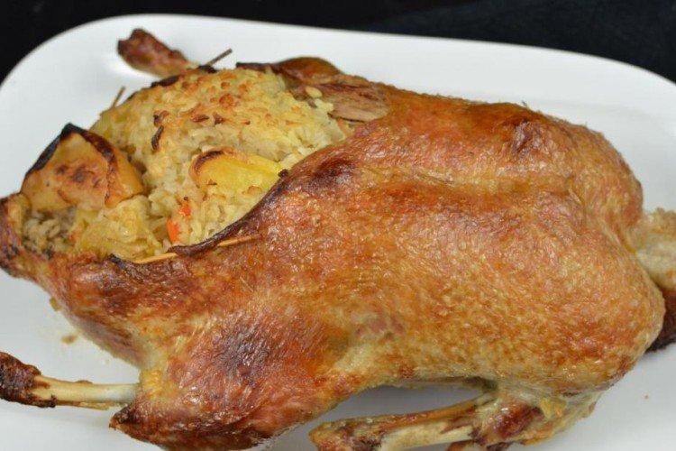 Утка с рисом, запеченная в рукаве