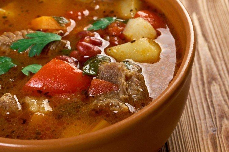 Суп из говядины с перцем