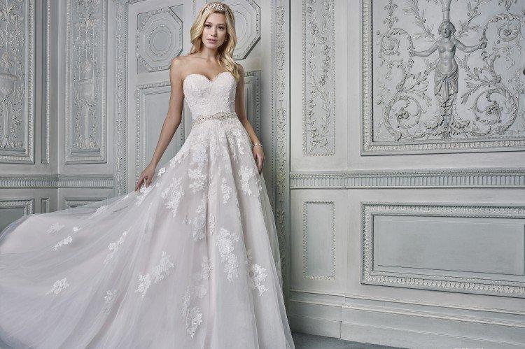 Свадебные платья-бюстье